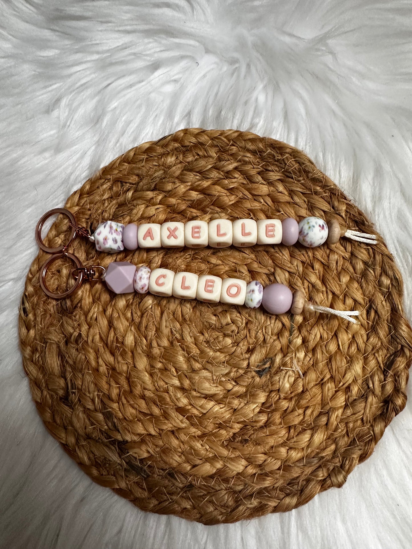 Naamsleutelhanger paarse blossom