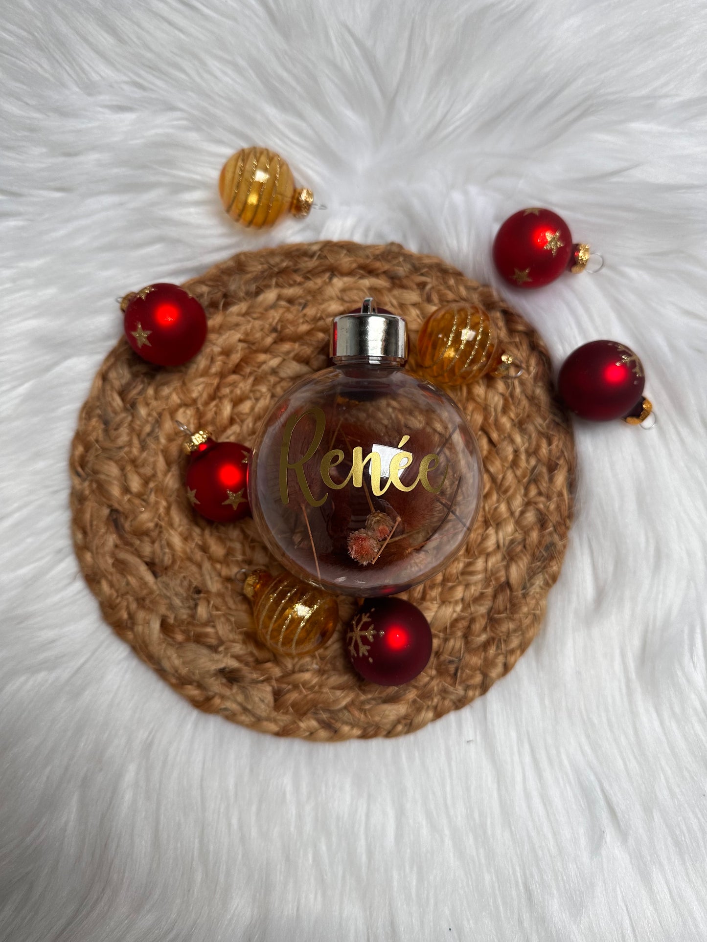 Kerstbal met droogbloemen