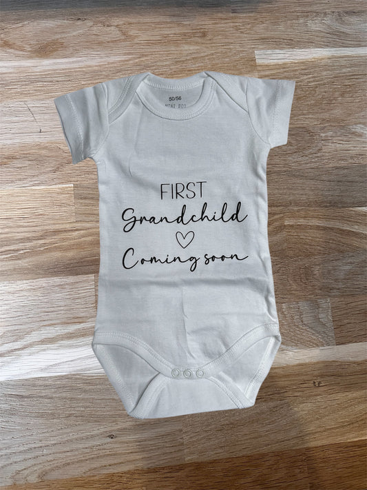 Romper tekst - grandchild coming soon